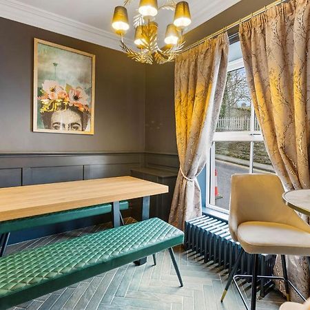Hestia House Hotel Лъндъндери Екстериор снимка
