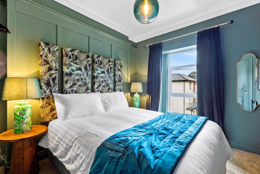 Hestia House Hotel Лъндъндери Екстериор снимка