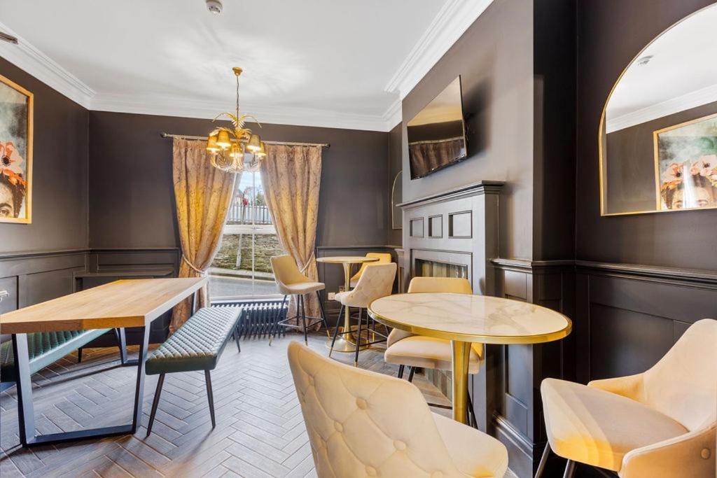 Hestia House Hotel Лъндъндери Екстериор снимка